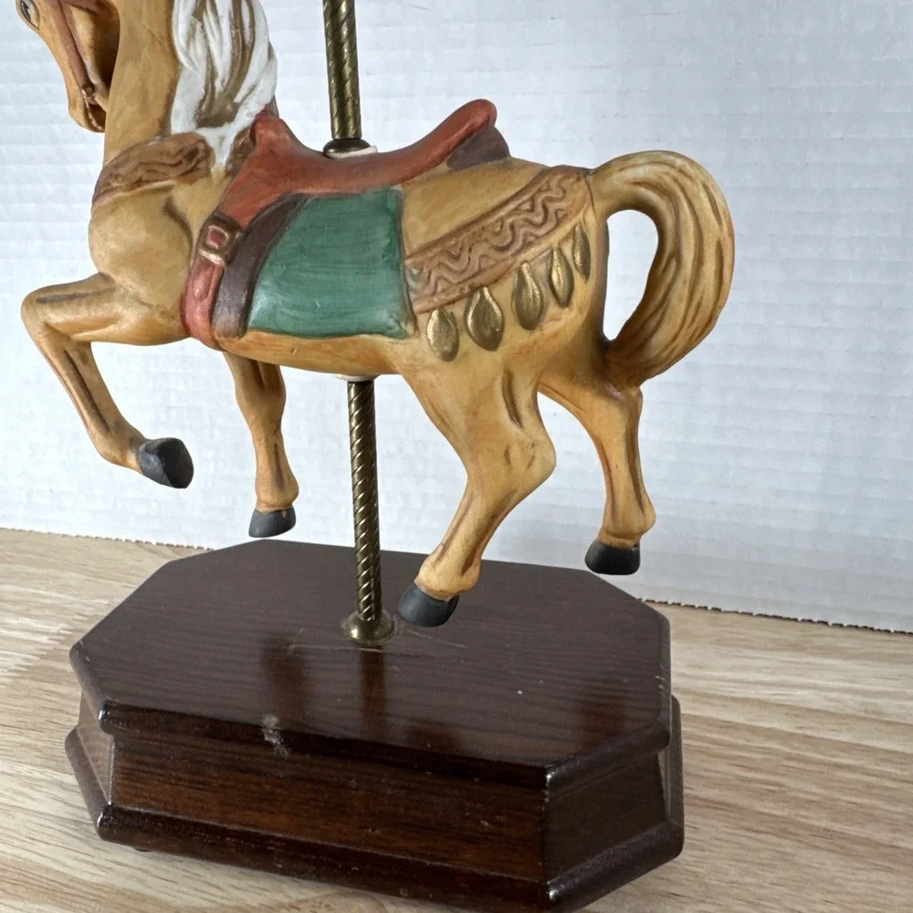 Vintage UOGC Taiwan Carousel Horse Figurine Musical Figurine Wood Base